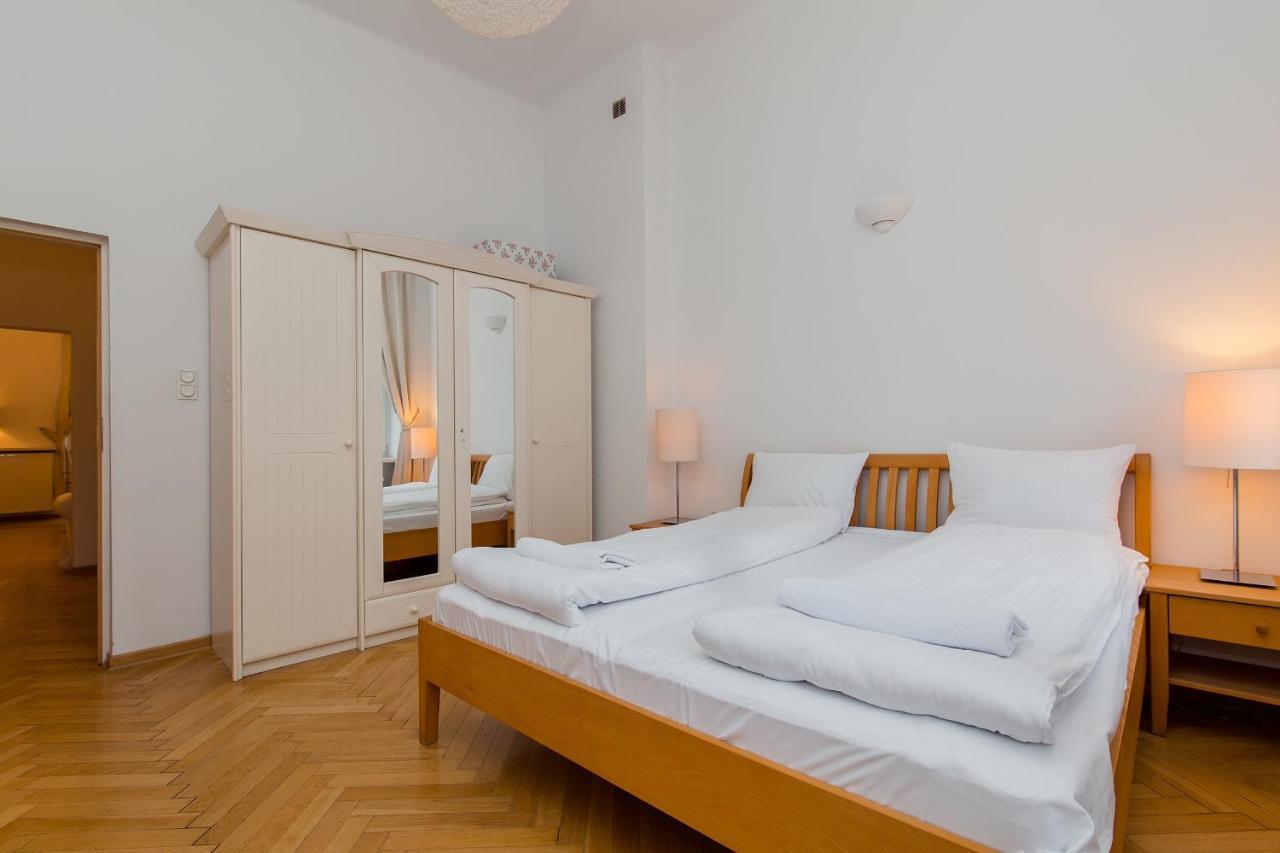 Shortstaypoland Boduena Warszawa Exteriör bild